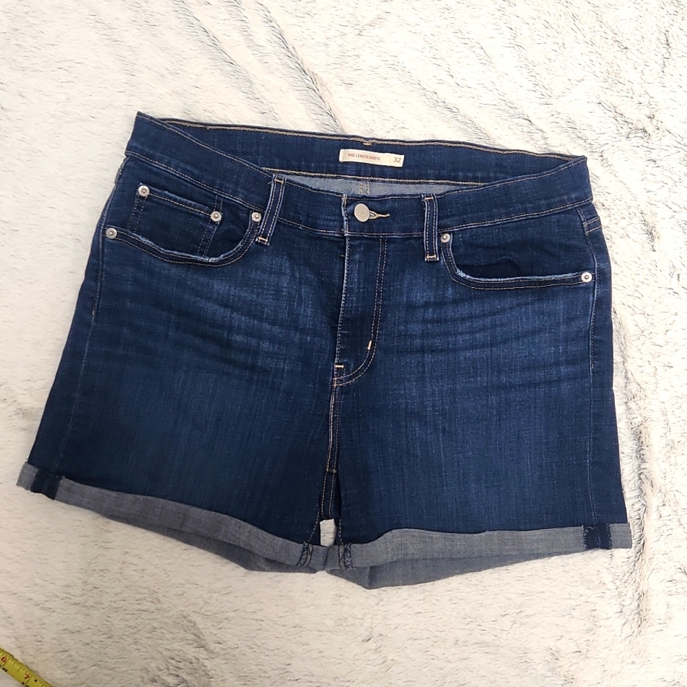 Levi's shorts